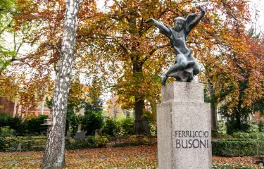 Statue in Friedenau