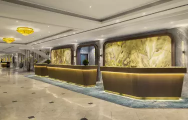 Reception & Lobby